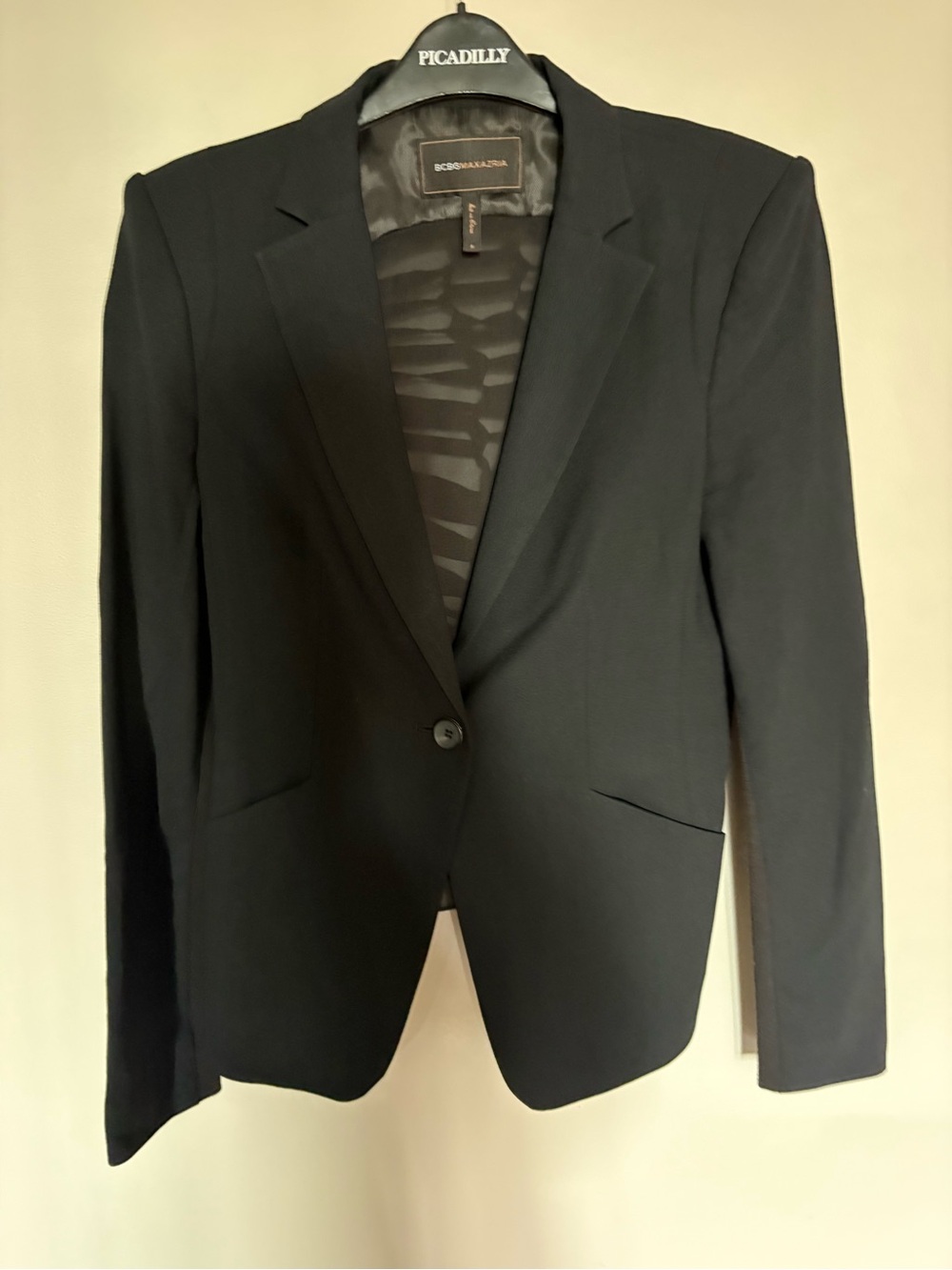 BCBGMAXAZRIA Black blazer